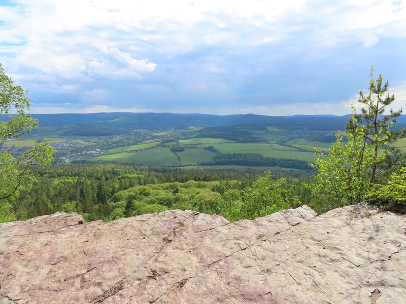 Čertova kazatelna na hoře Plešivec v Brdské vrchovině. Foto: Pavla Jelínková