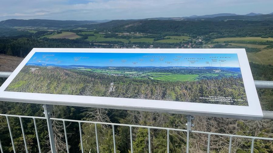 Výhled z rozhledny Žaltman, Královéhradecký kraj. Zdroj: Turistické informační centrum Malé Svatoňovice