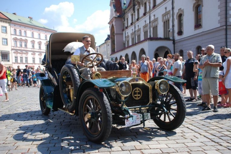 Historické auto