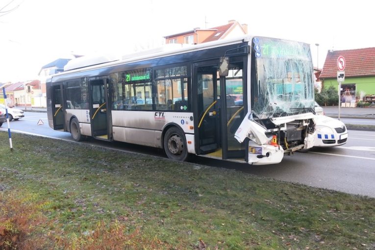 Nehoda autobusu