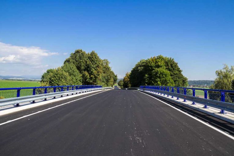 Zrekonstruovaná silnice