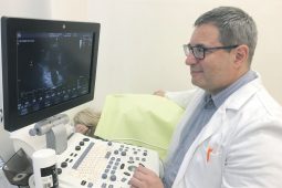 Lékař a zastupitel Broumova Jiří Veselý chce hájit kraj i ve sněmovně